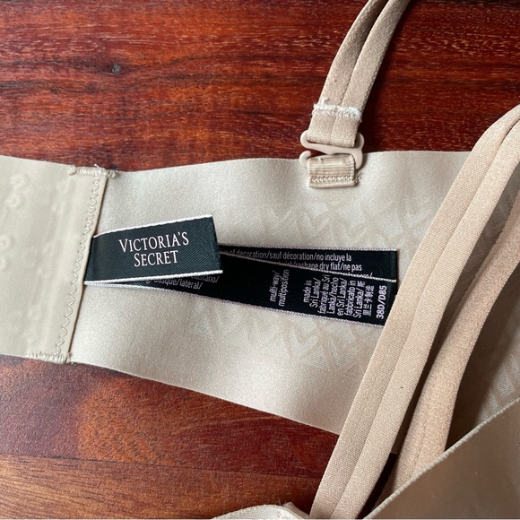 Victoria Secret Strapless adjustable Bra, Nude 38D EUC - Picture 2 of 3